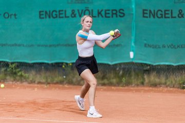 Jennifer Witthöft 14 - RL TC an der Schirnau - SV Zehlendorfer Wespen : Ergebnis: 9:0
